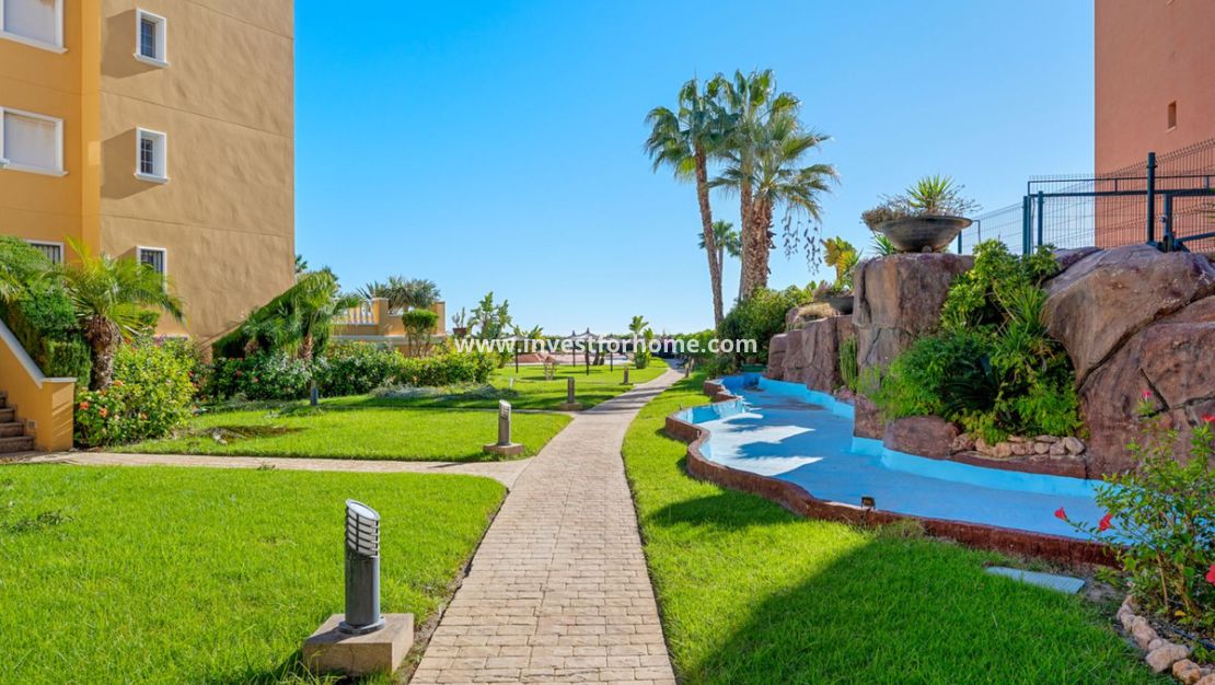 Verkoop - Appartement - Orihuela Costa - Costa Blanca