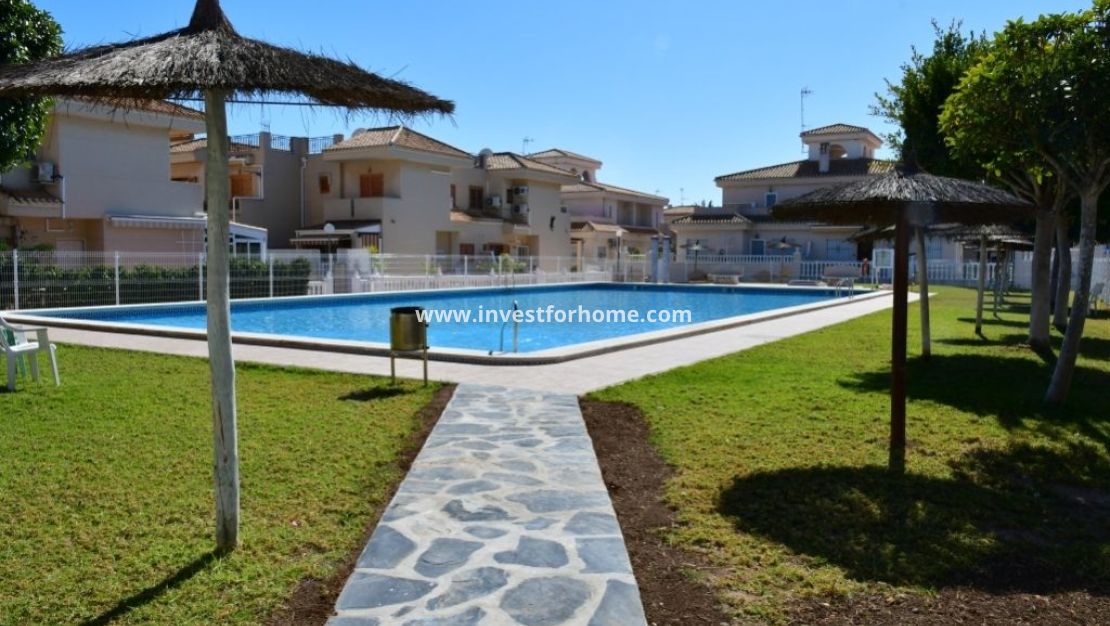 Verkoop - Appartement - Orihuela Costa - Costa Blanca