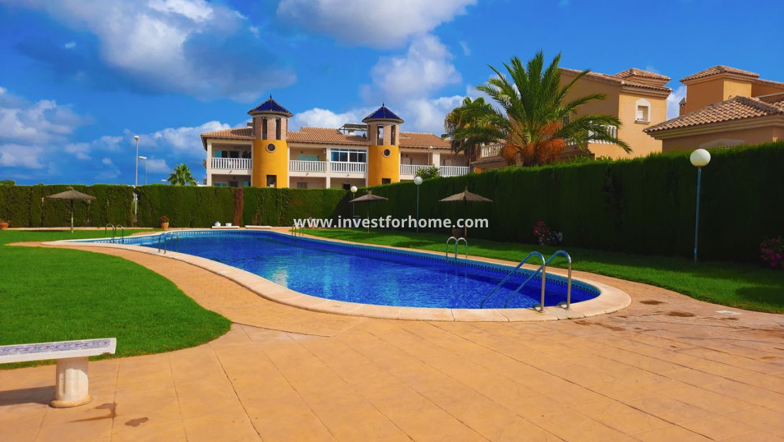 Verkoop - Appartement - Orihuela Costa - Costa Blanca