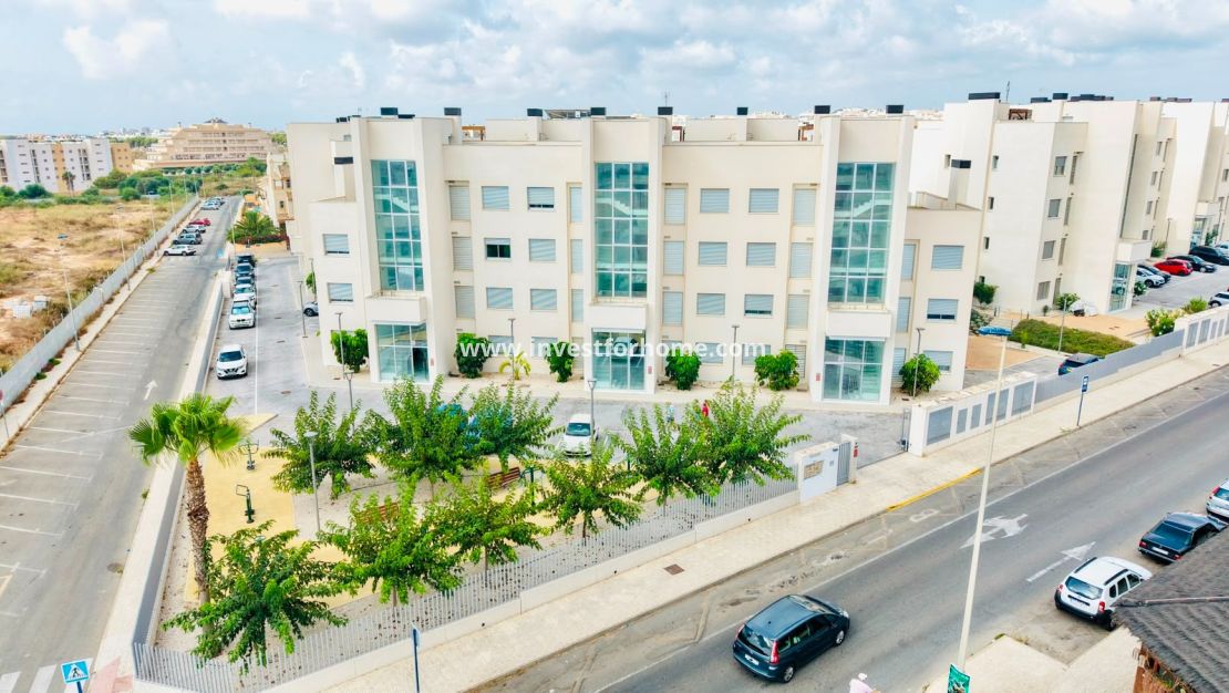 Verkoop - Appartement - Orihuela Costa - Costa Blanca