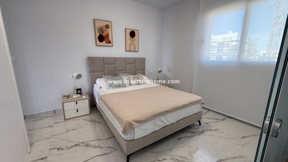 Verkoop - Appartement - Orihuela Costa - Inland