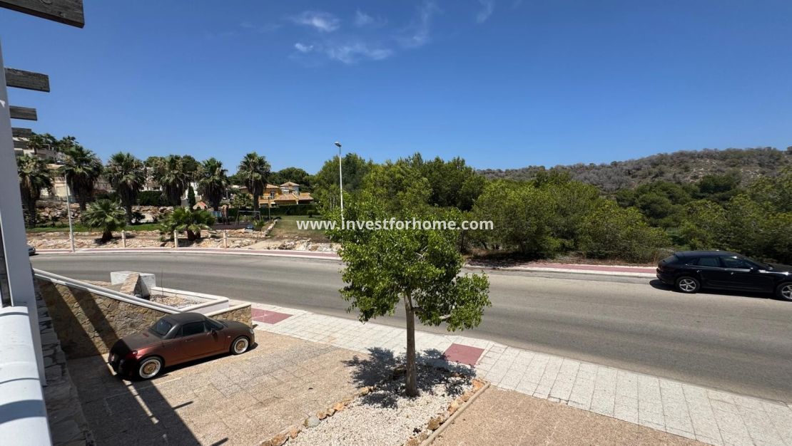 Verkoop - Appartement - Orihuela Costa - Inland