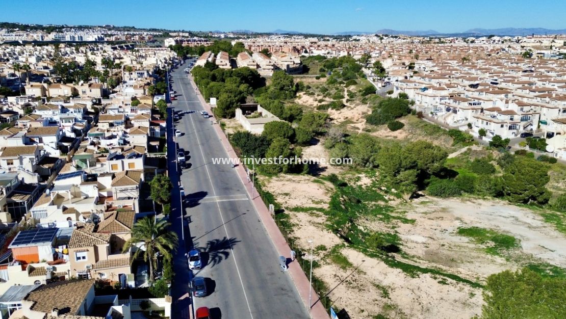 Verkoop - Appartement - Orihuela Costa - Inland