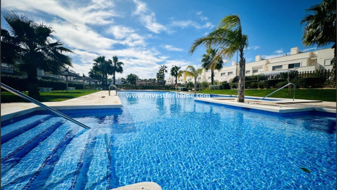 Verkoop - Appartement - Orihuela Costa - Inland