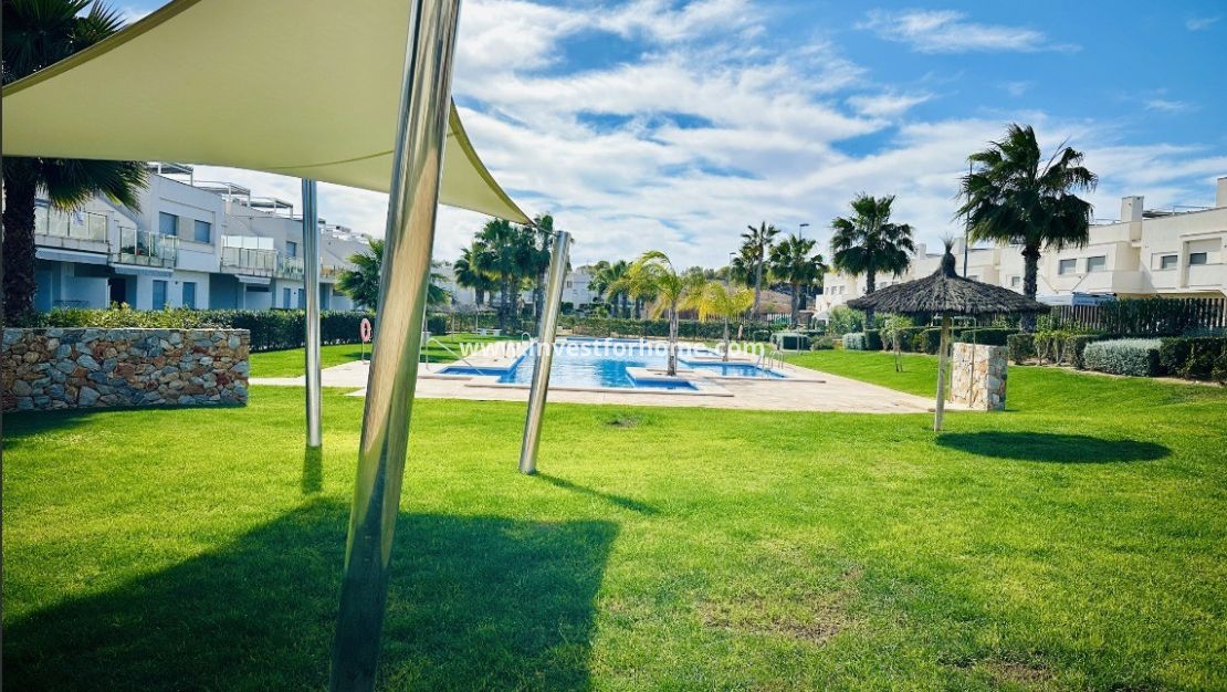 Verkoop - Appartement - Orihuela Costa - Inland