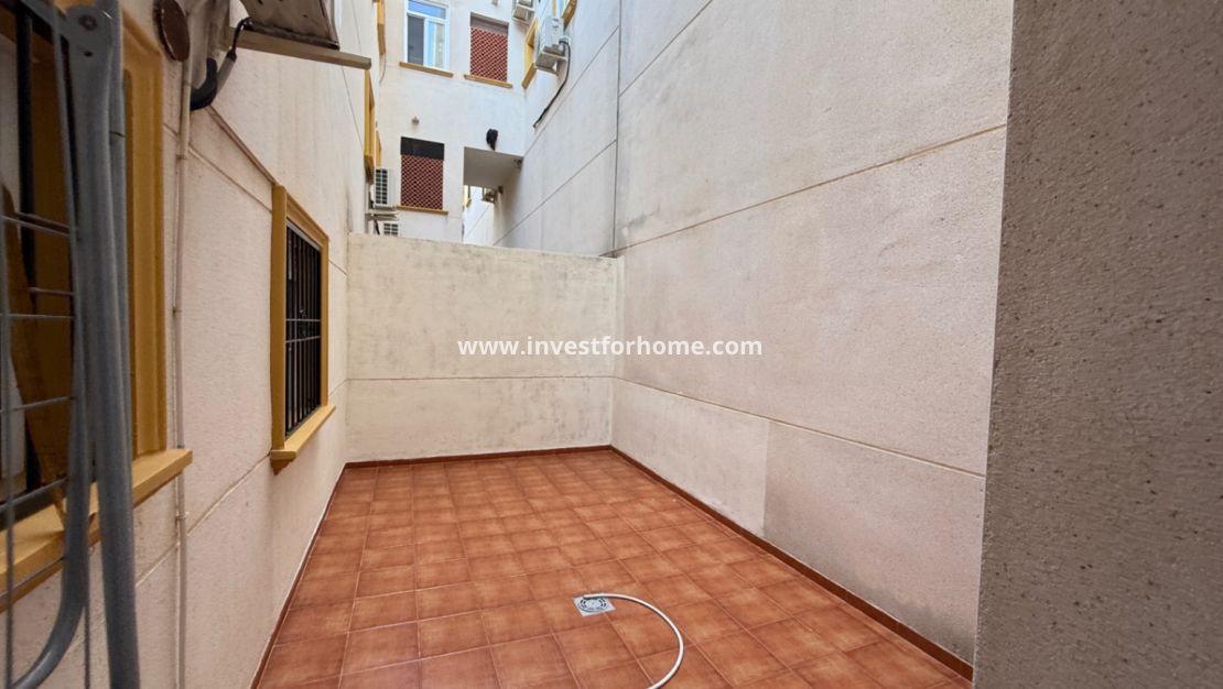 Verkoop - Appartement - Orihuela Costa - Inland