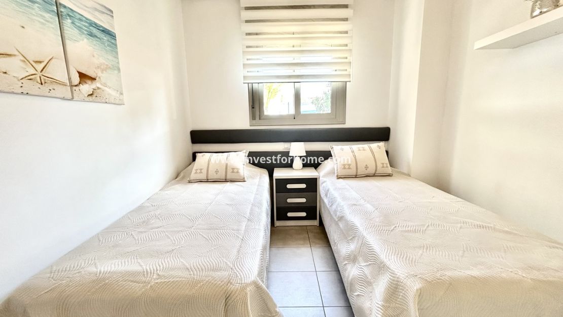 Verkoop - Appartement - Orihuela Costa - Inland