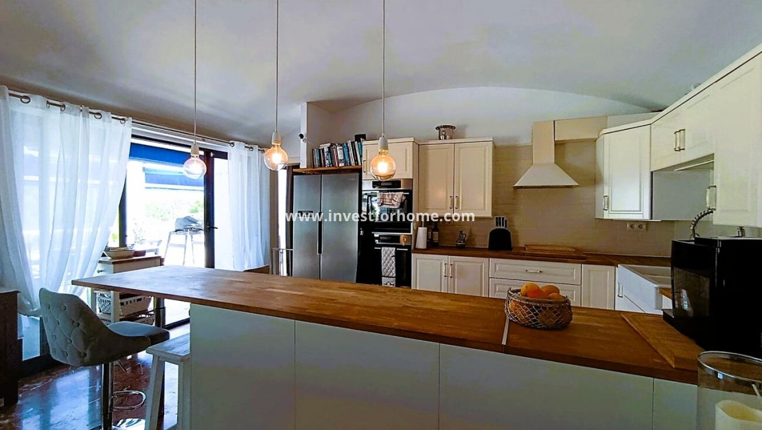 Verkoop - Appartement - Orihuela Costa - Inland