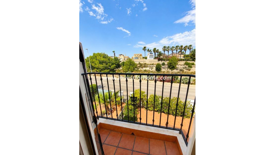 Verkoop - Appartement - Orihuela Costa - Inland