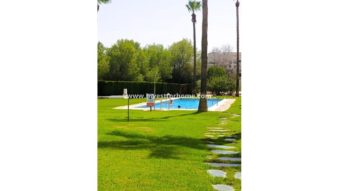 Verkoop - Appartement - Orihuela Costa - Inland