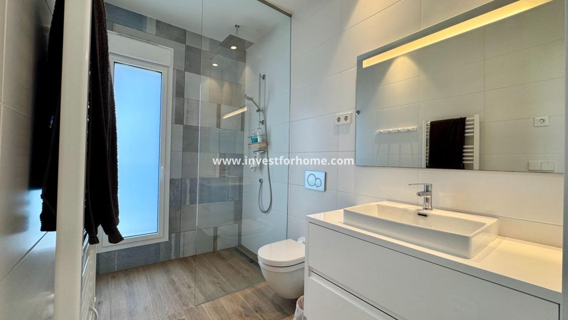 Verkoop - Appartement - Orihuela Costa - Las Colinas Golf