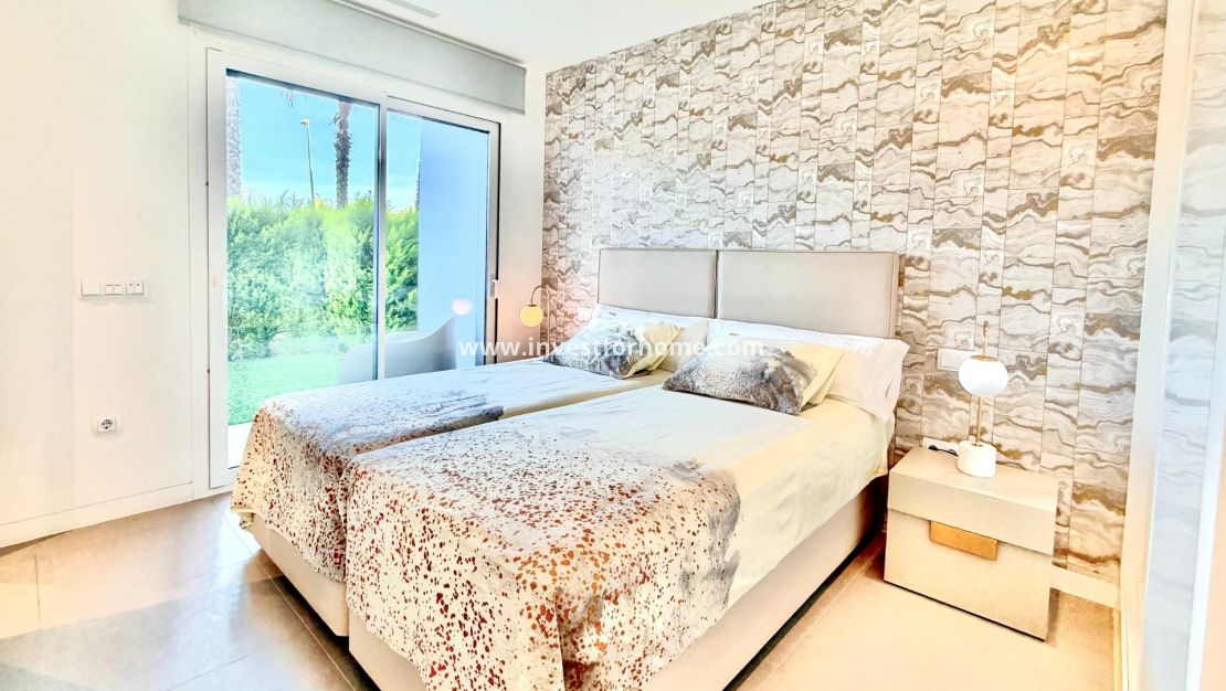 Verkoop - Appartement - Orihuela Costa - Las Colinas Golf