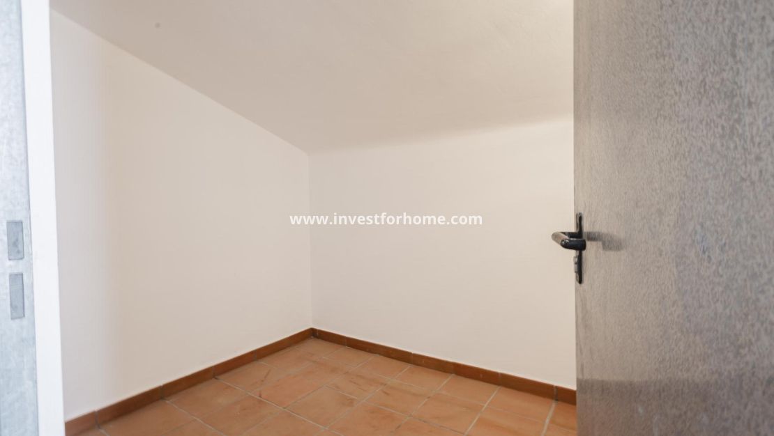 Verkoop - Appartement - Orihuela Costa - Las Colinas Golf