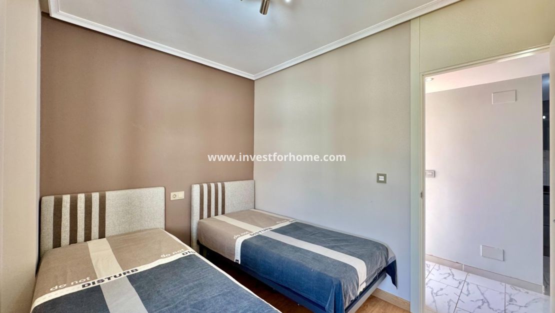 Verkoop - Appartement - Orihuela Costa - Punta Prima