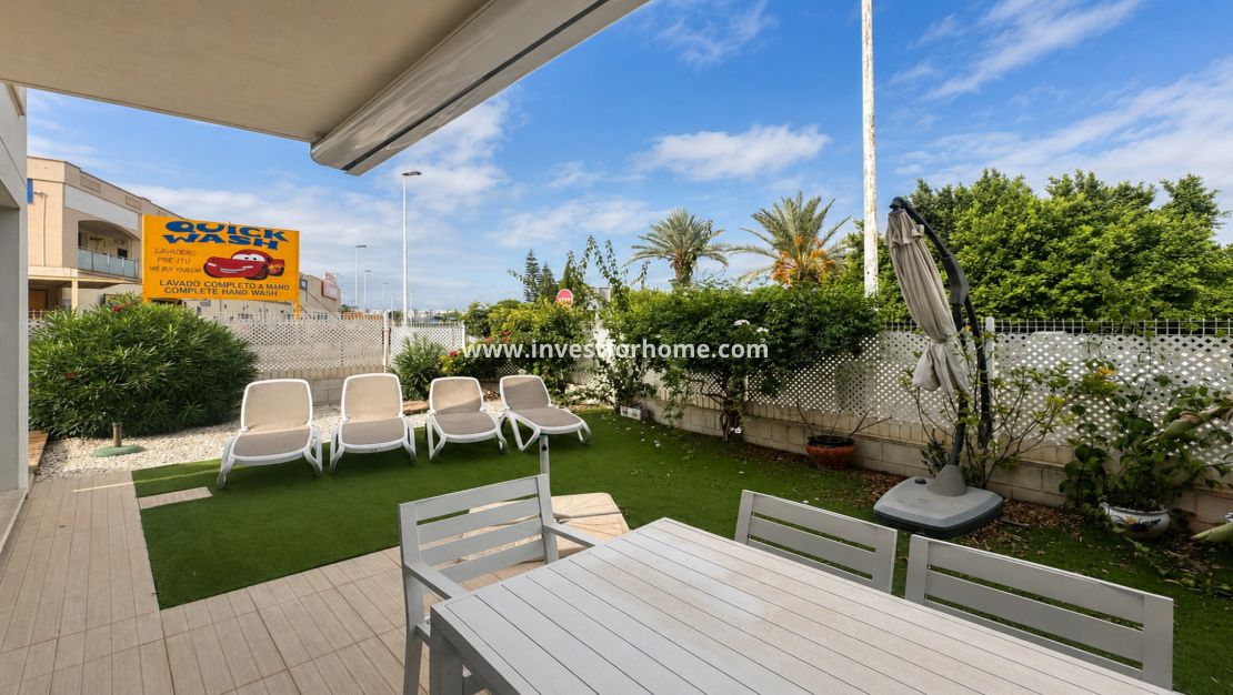 Verkoop - Appartement - Orihuela Costa - Punta Prima