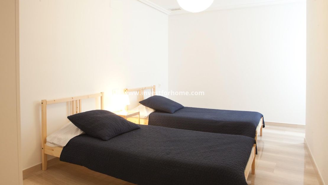 Verkoop - Appartement - Santa Pola - Centro