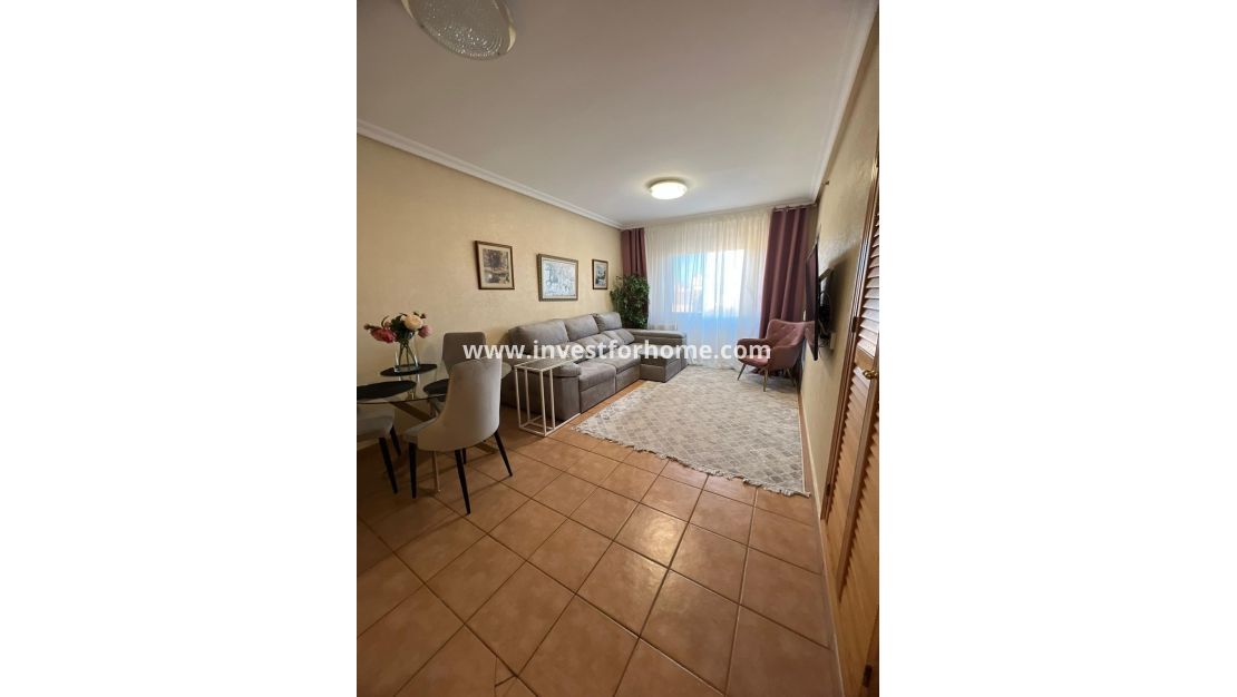Verkoop - Appartement - Torrevieja - aguas nuevas