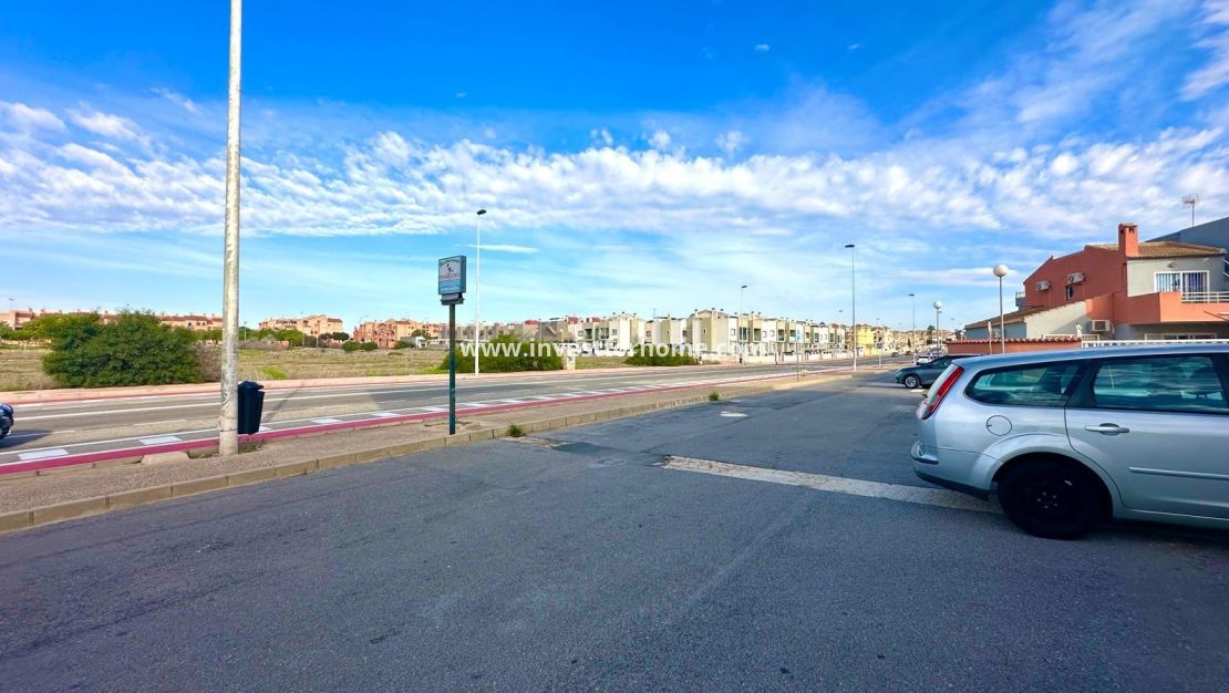 Verkoop - Appartement - Torrevieja - aguas nuevas