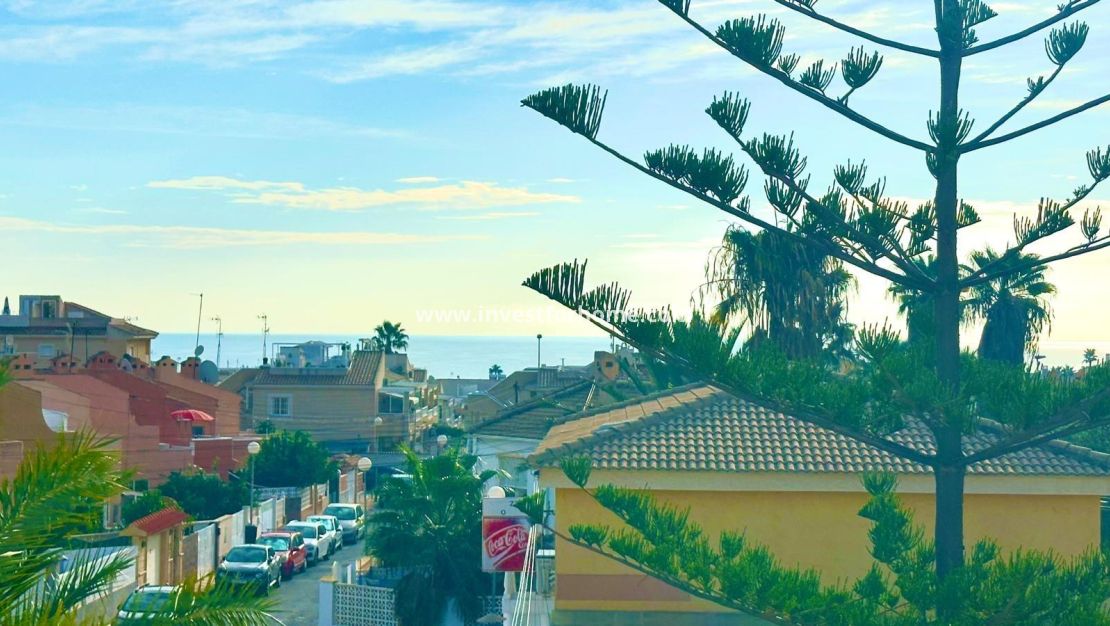 Verkoop - Appartement - Torrevieja - aguas nuevas