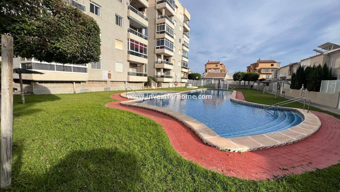 Verkoop - Appartement - Torrevieja - aguas nuevas