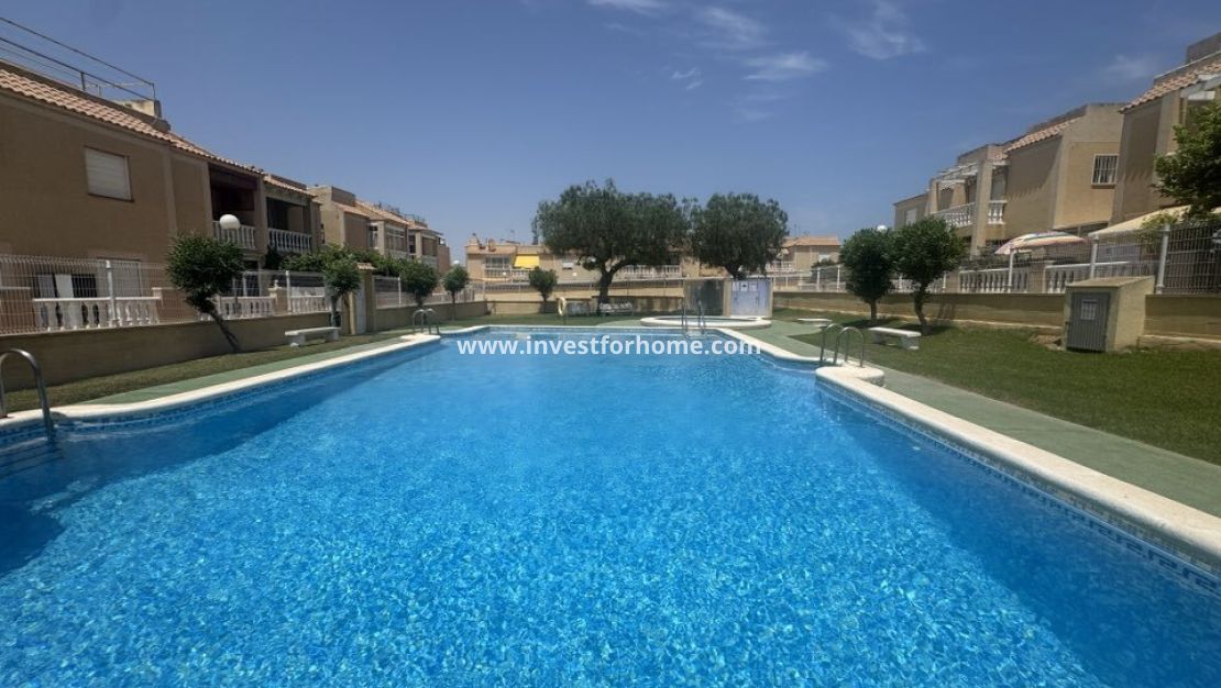 Verkoop - Appartement - Torrevieja - Auguas Neuvas