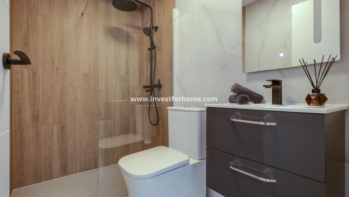 Verkoop - Appartement - Torrevieja - Center