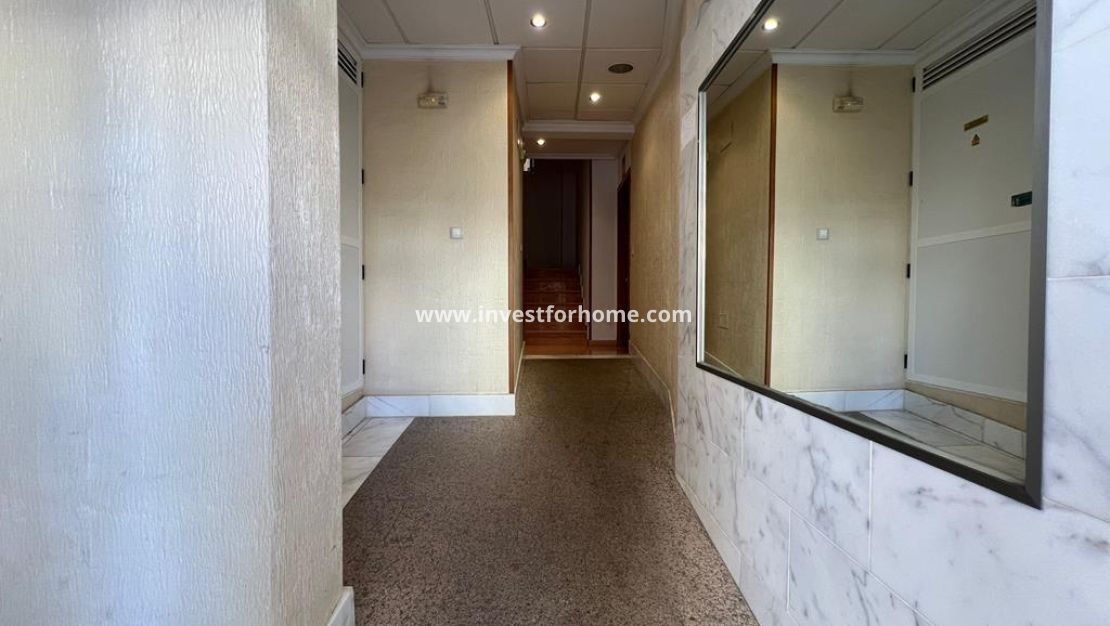 Verkoop - Appartement - Torrevieja - CENTRO CASCO URBANO