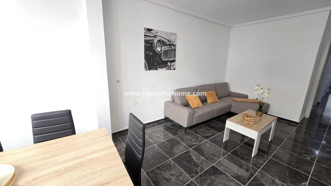 Verkoop - Appartement - Torrevieja - Centro - Muelle Pesquero
