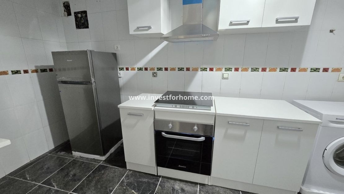 Verkoop - Appartement - Torrevieja - Centro - Muelle Pesquero