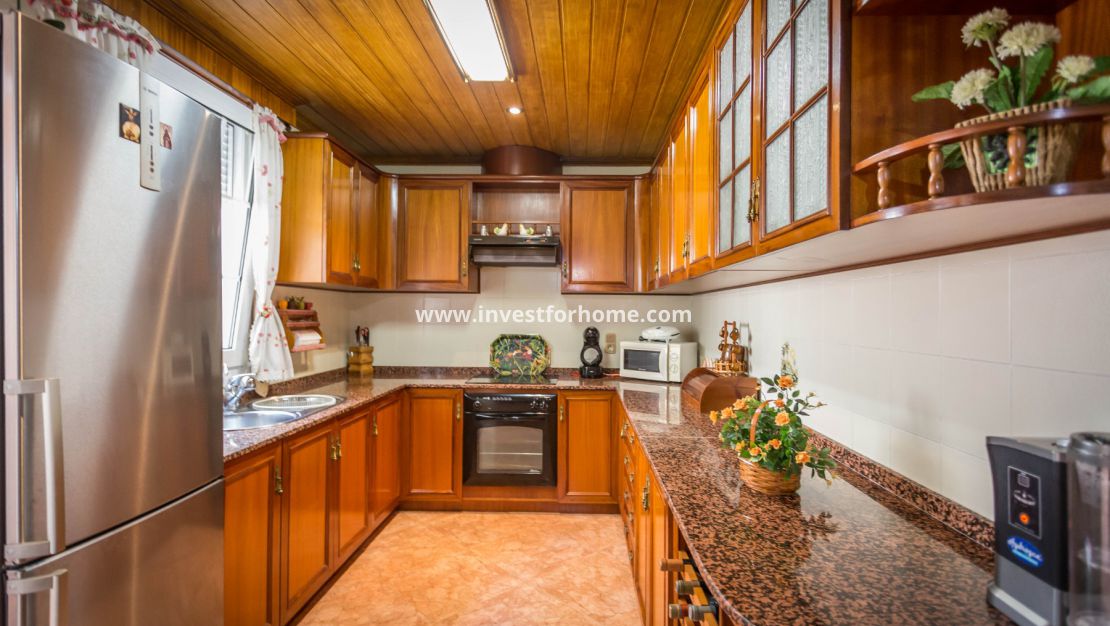 Verkoop - Appartement - Torrevieja - Centro