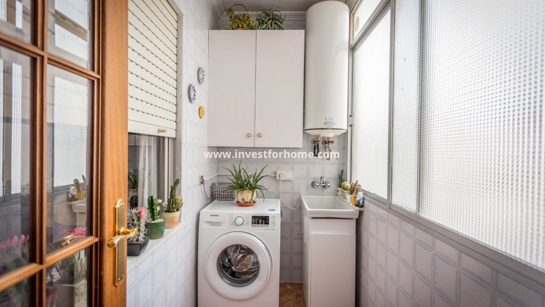 Verkoop - Appartement - Torrevieja - Centro