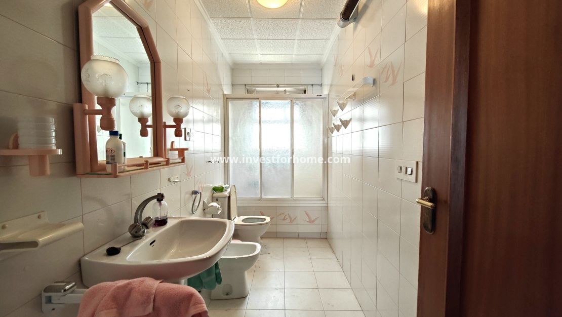 Verkoop - Appartement - Torrevieja - Centro