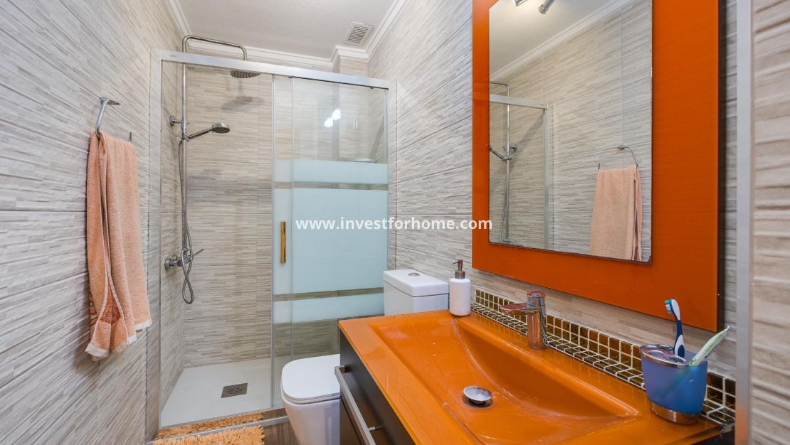 Verkoop - Appartement - Torrevieja - Centro