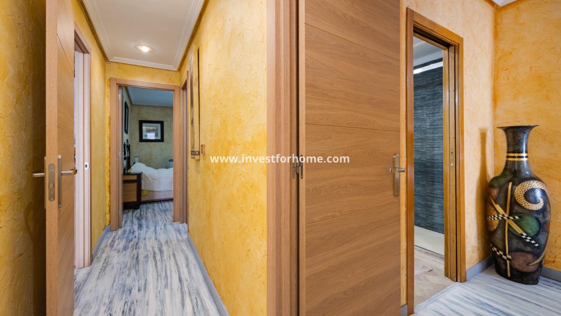 Verkoop - Appartement - Torrevieja - Centro