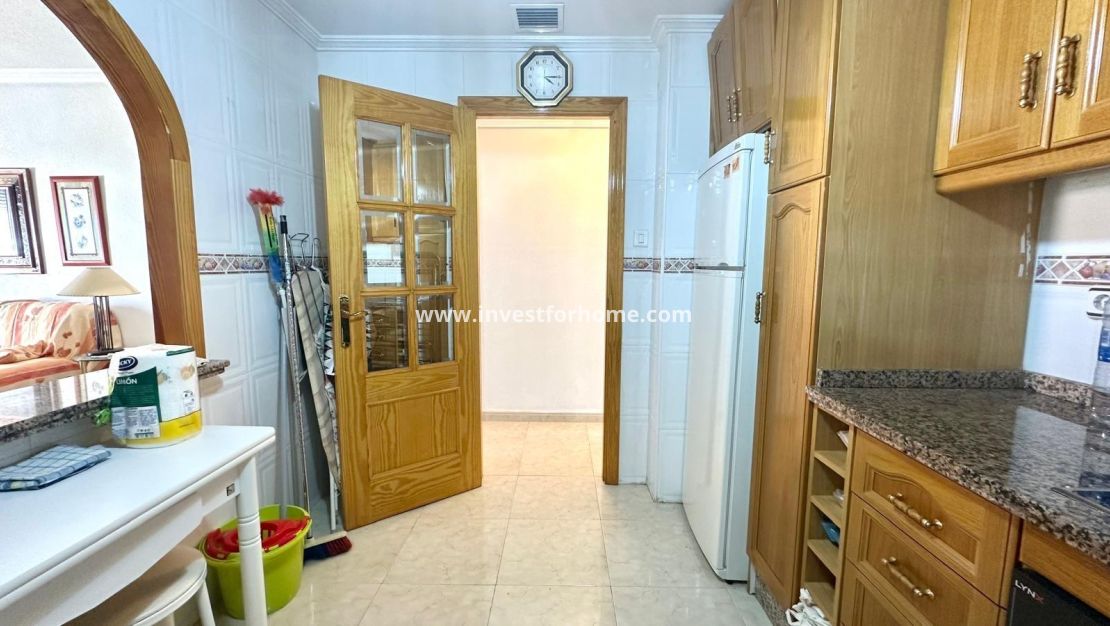 Verkoop - Appartement - Torrevieja - Centro