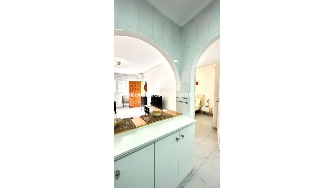 Verkoop - Appartement - Torrevieja - Centro