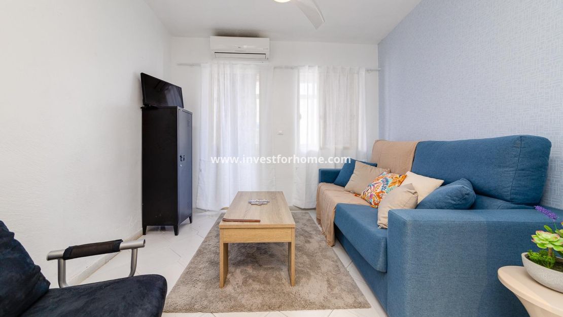 Verkoop - Appartement - Torrevieja - Centro