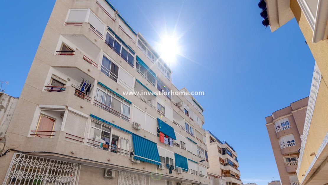 Verkoop - Appartement - Torrevieja - Centro