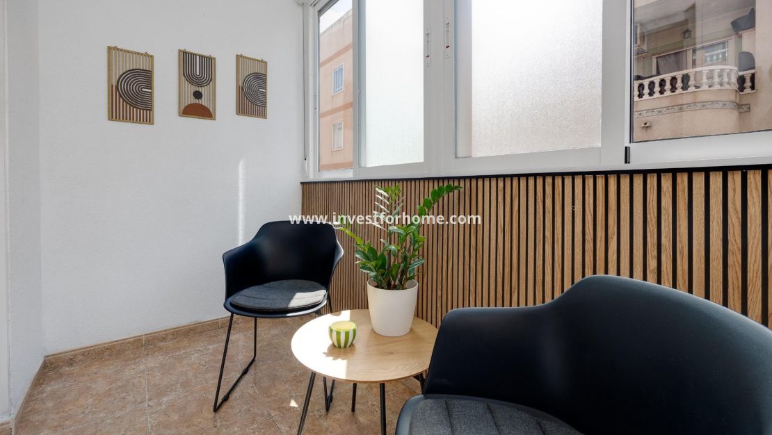 Verkoop - Appartement - Torrevieja - Centro