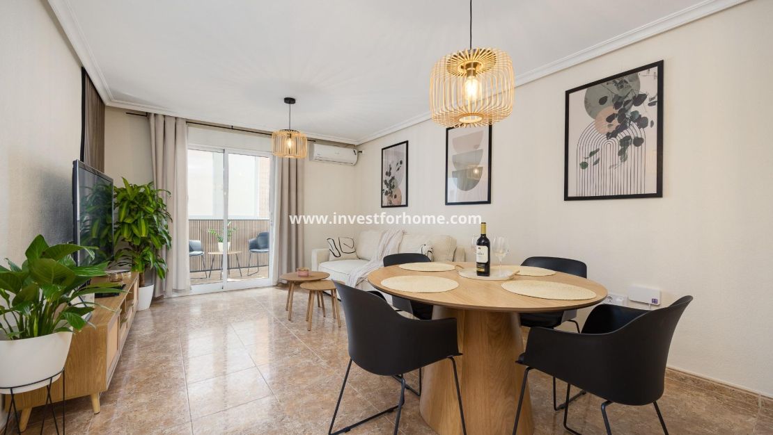 Verkoop - Appartement - Torrevieja - Centro