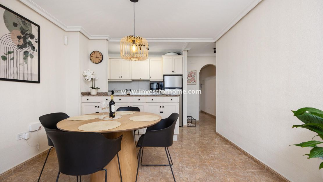 Verkoop - Appartement - Torrevieja - Centro