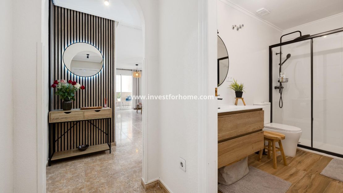 Verkoop - Appartement - Torrevieja - Centro