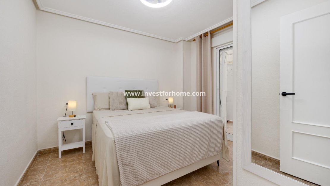 Verkoop - Appartement - Torrevieja - Centro
