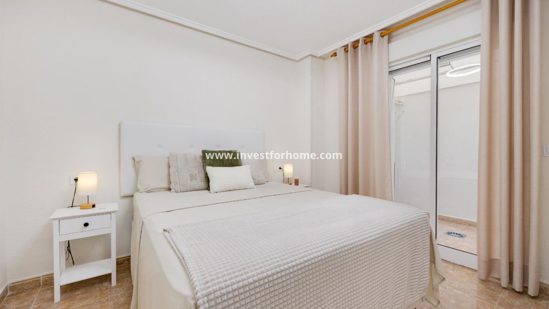 Verkoop - Appartement - Torrevieja - Centro