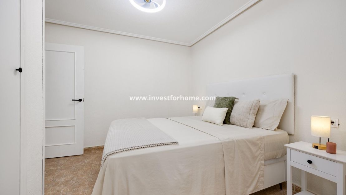Verkoop - Appartement - Torrevieja - Centro