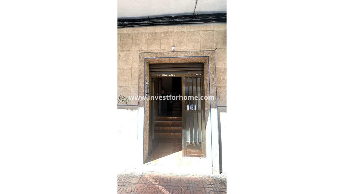 Verkoop - Appartement - Torrevieja - Centro