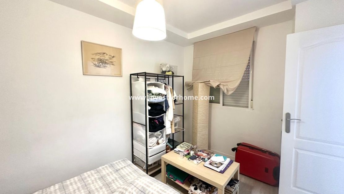 Verkoop - Appartement - Torrevieja - Centro
