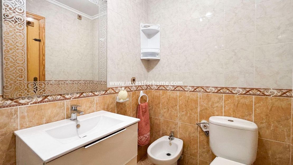 Verkoop - Appartement - Torrevieja - Centro