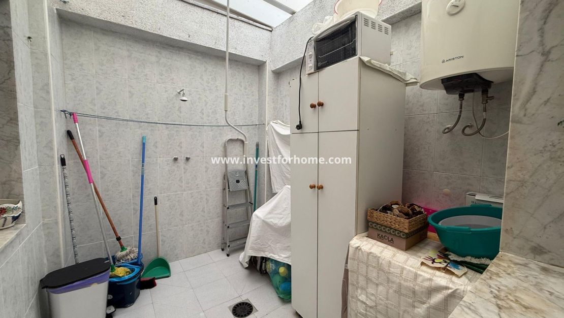 Verkoop - Appartement - Torrevieja - Centro