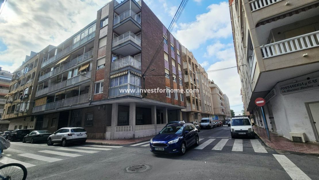 Verkoop - Appartement - Torrevieja - Centro